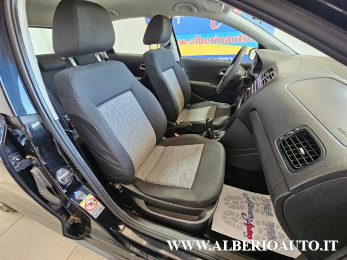 Volkswagen Polo 1.2 5 porte Trendline (8)