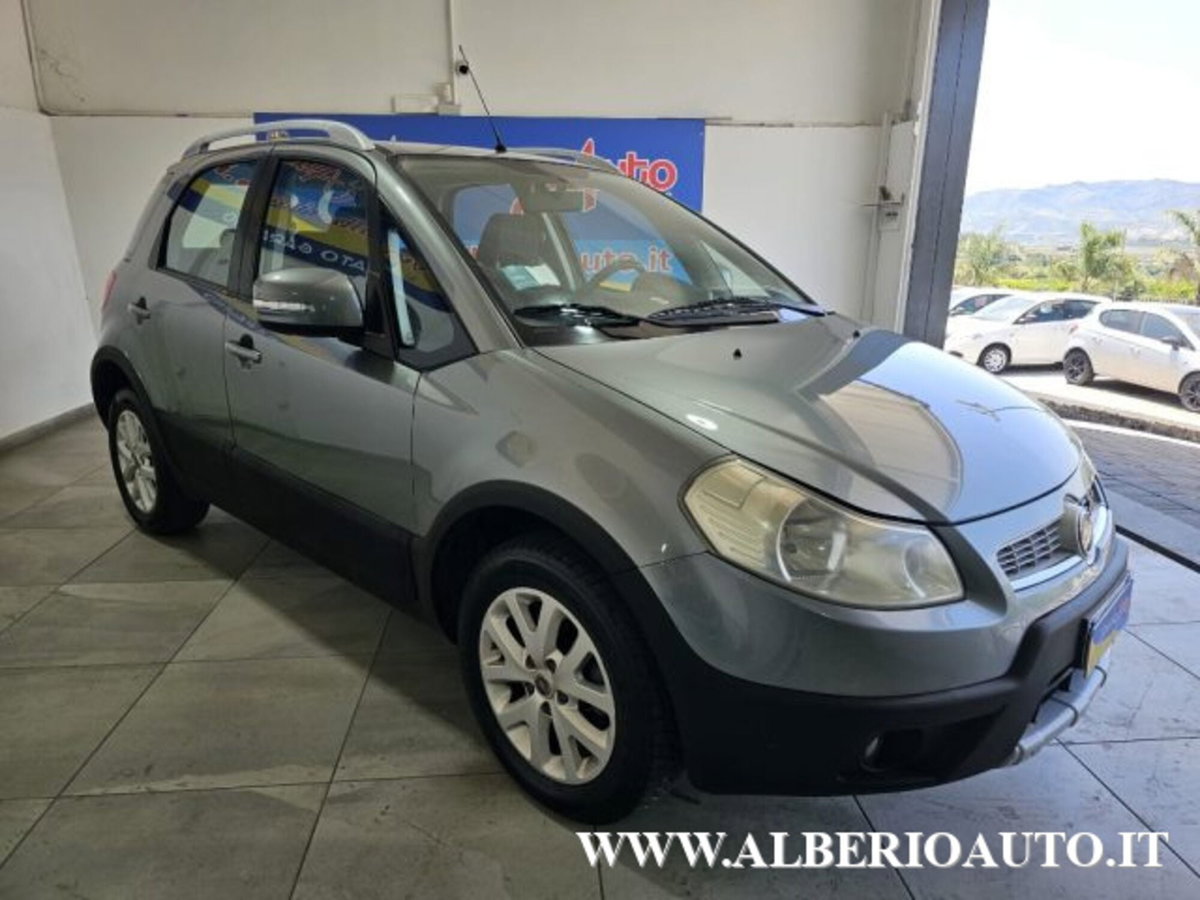 Fiat Sedici 2.0 MJT 16V DPF 4x4 Emotion (4)