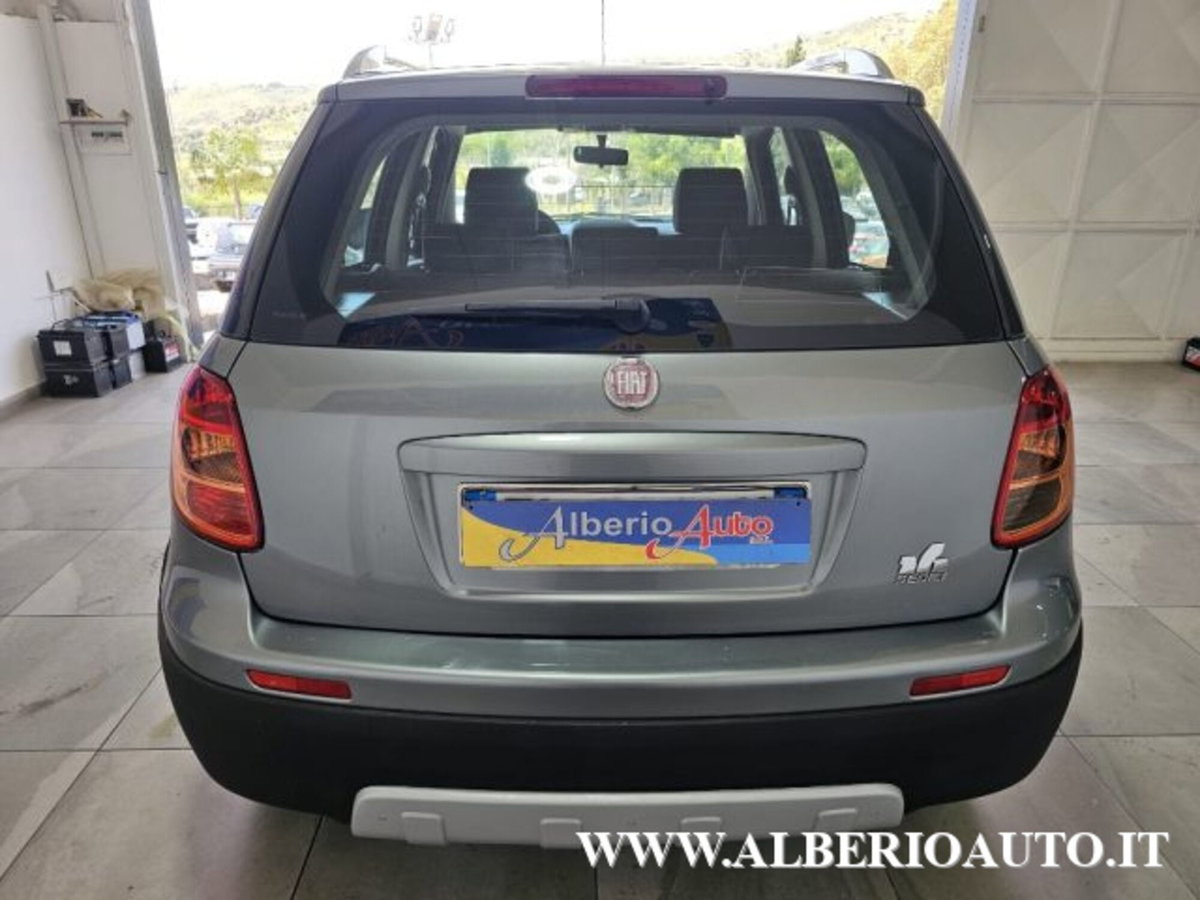 Fiat Sedici 2.0 MJT 16V DPF 4x4 Emotion (7)