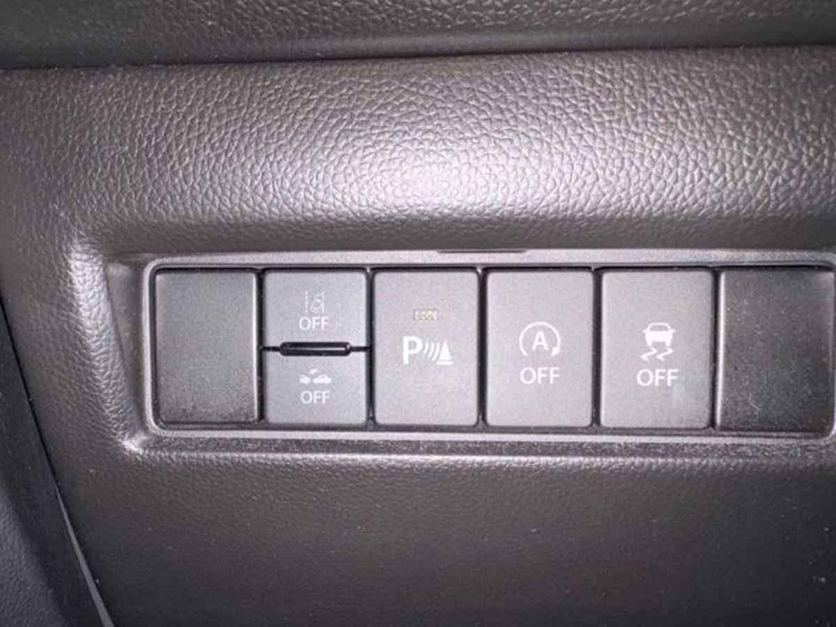 Suzuki Swift 1.2h Top 4wd allgrip (16)