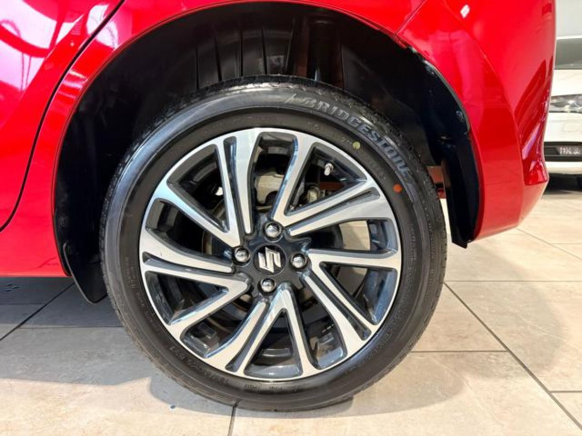Suzuki Swift 1.2h Top 4wd allgrip (9)