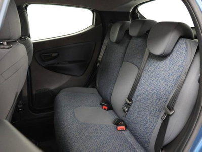 Lancia Ypsilon 1.0 FireFly 5 porte S&S Hybrid Ecochic Gold (10)
