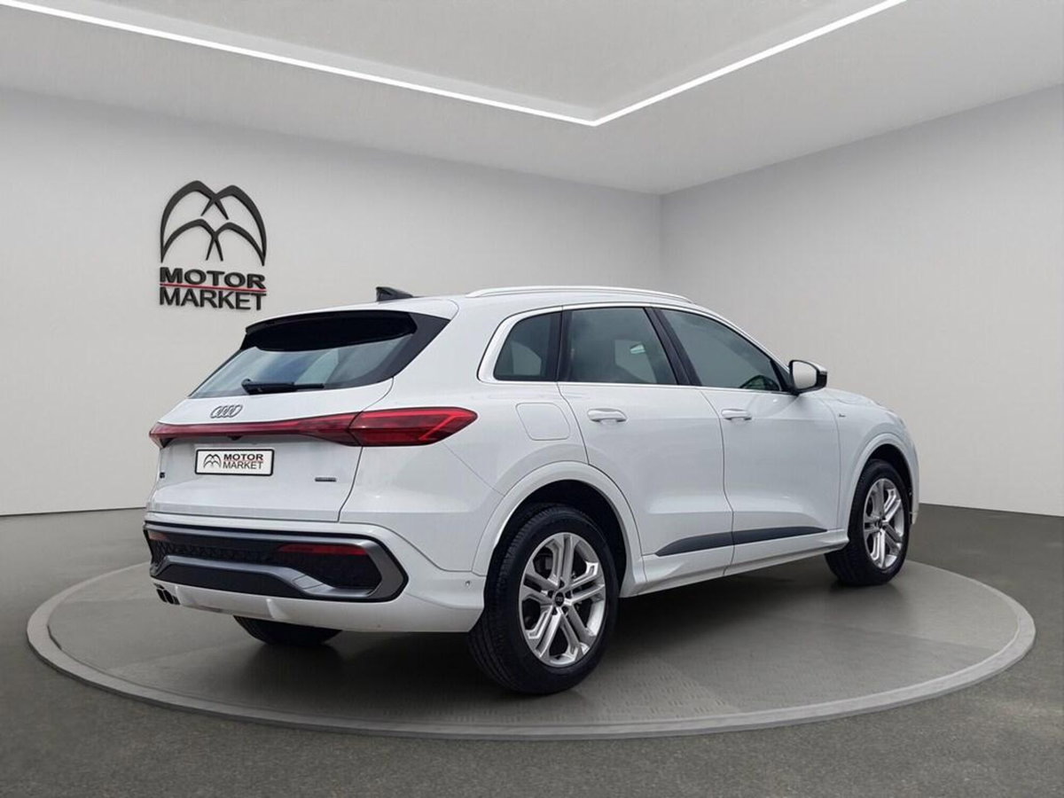 Audi Q5 40 2.0 tdi mhev 12V S line quattro s-tronic (7)