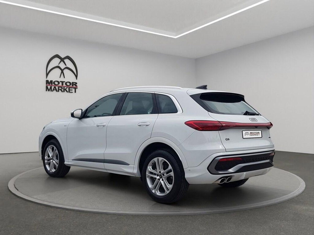 Audi Q5 40 2.0 tdi mhev 12V S line quattro s-tronic (8)
