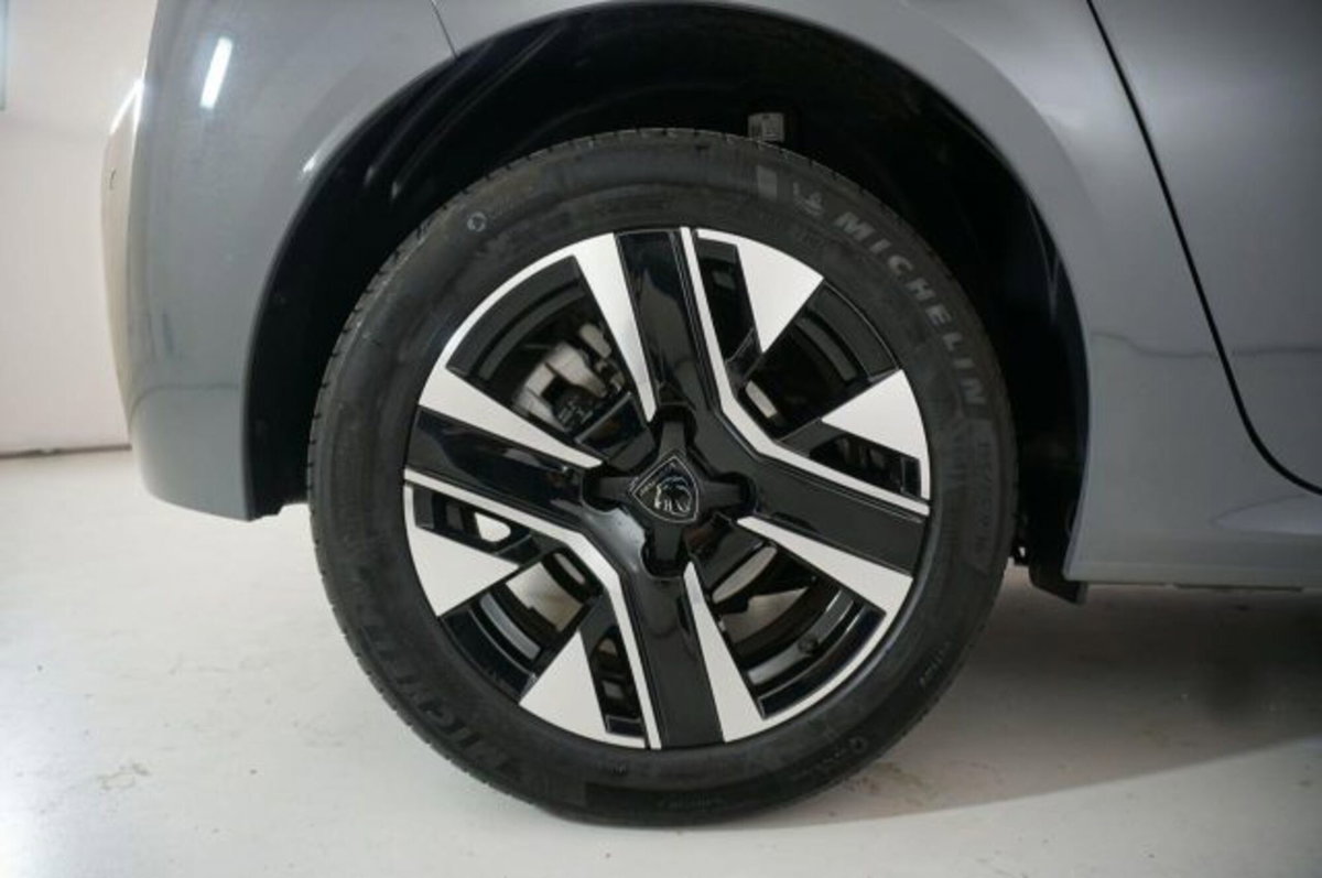 Peugeot 208 1.2 puretech Active s&s 100cv (6)