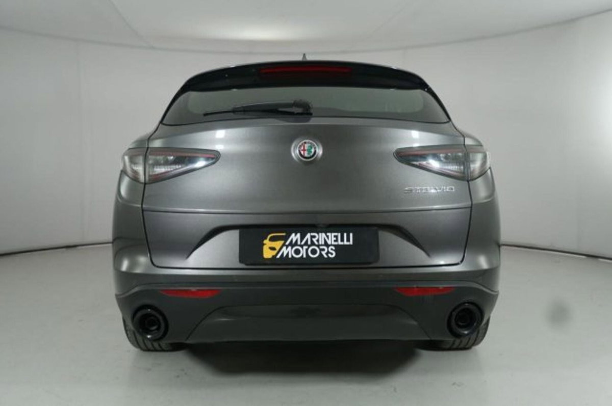 Alfa Romeo Stelvio Stelvio 2.2 Turbodiesel 160 CV AT8 RWD Sprint (18)