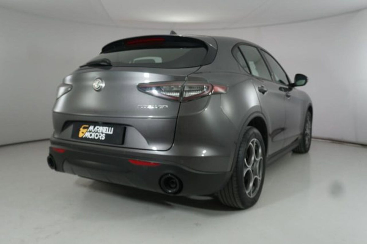 Alfa Romeo Stelvio Stelvio 2.2 Turbodiesel 160 CV AT8 RWD Sprint (2)