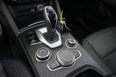 Alfa Romeo Stelvio Stelvio 2.2 Turbodiesel 160 CV AT8 RWD Sprint (13)