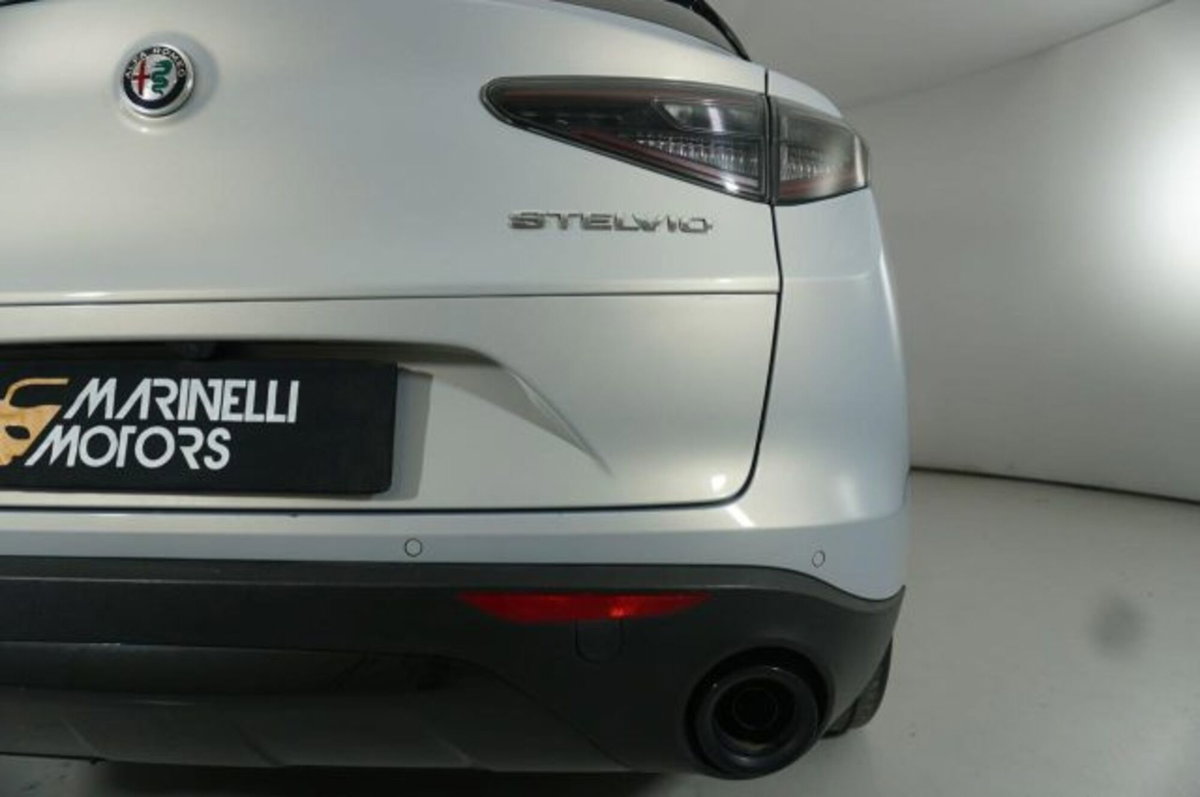Alfa Romeo Stelvio Stelvio 2.2 Turbodiesel 160 CV AT8 RWD Sprint (17)