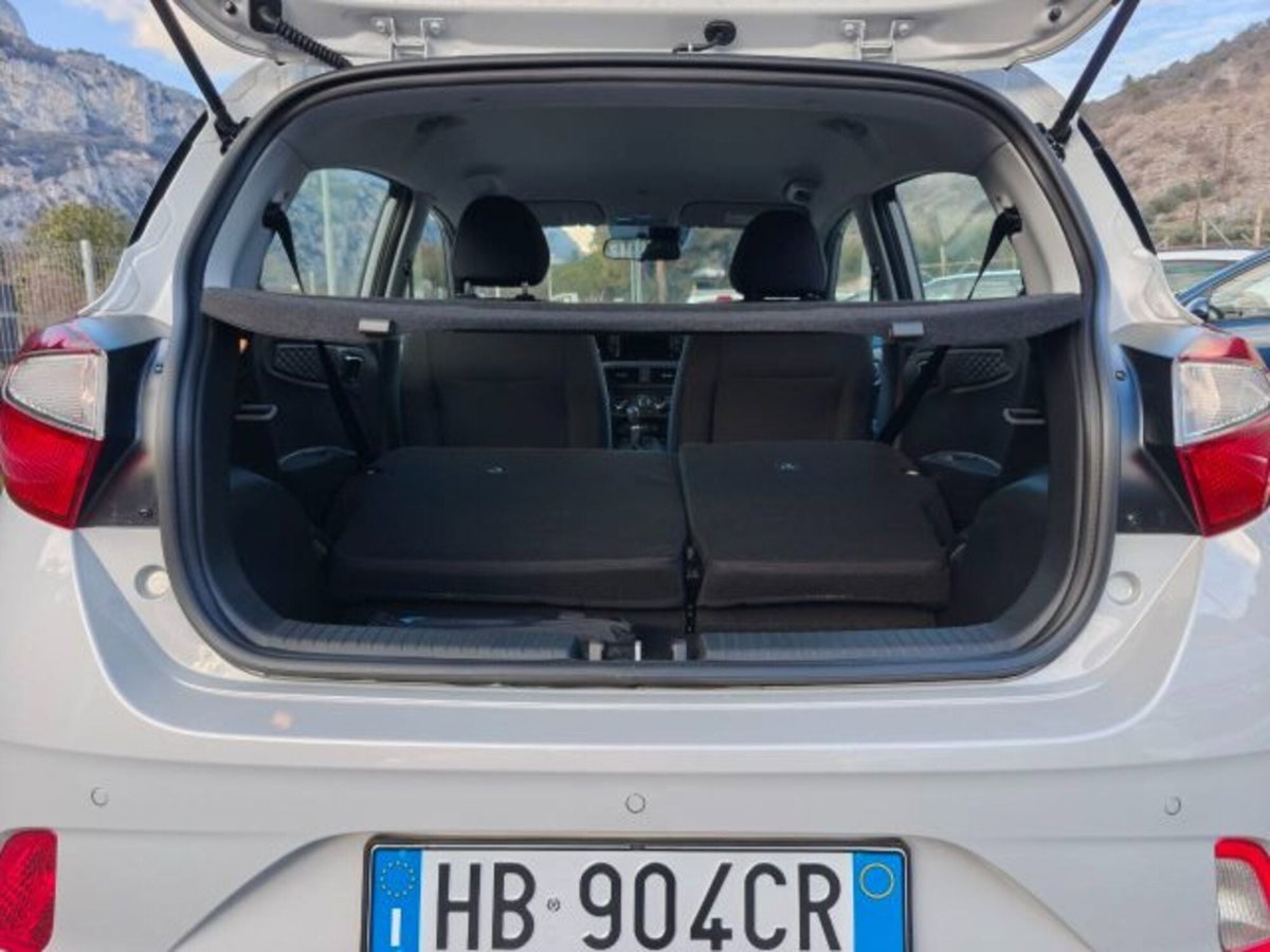 Hyundai i10 1.0 mpi Connectline 63cv (13)