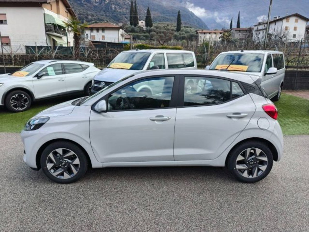 Hyundai i10 1.0 mpi Connectline 63cv (2)