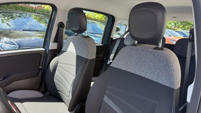 Fiat Panda 1.0 firefly hybrid s&s 70cv (13)