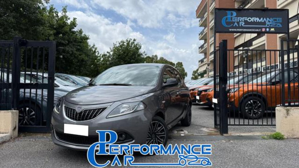 Lancia Ypsilon 1.0 FireFly 5 porte S&S Hybrid Ecochic A. Ferretti