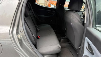 Lancia Ypsilon 1.0 FireFly 5 porte S&S Hybrid Ecochic A. Ferretti (16)