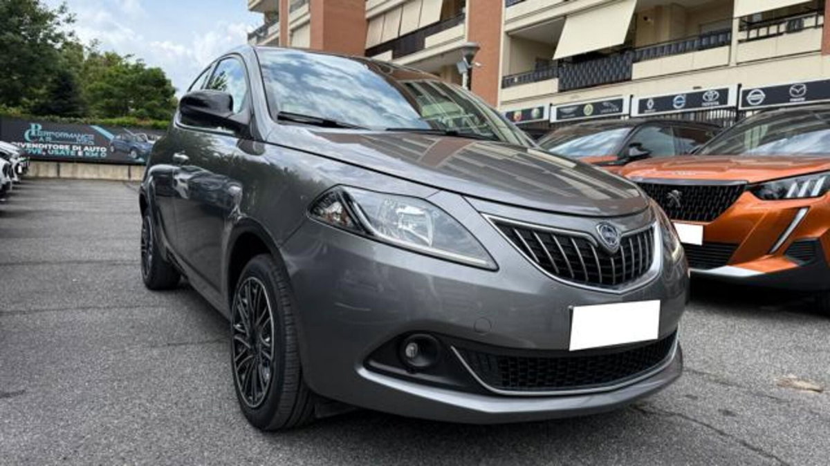 Lancia Ypsilon 1.0 FireFly 5 porte S&S Hybrid Ecochic A. Ferretti (2)