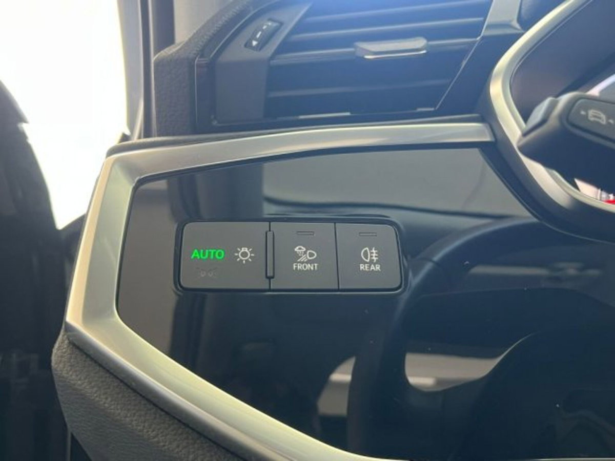 Audi Q3 Sportback 35 TDI S line edition (11)