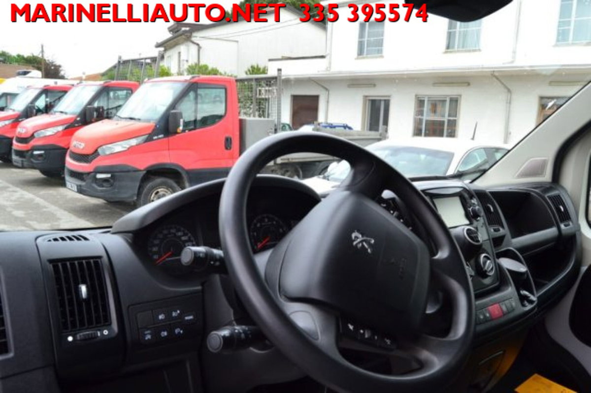 Peugeot Boxer Furgone 330 2.2 BlueHDi 120 S&S PC-TN Furgone Premium (13)