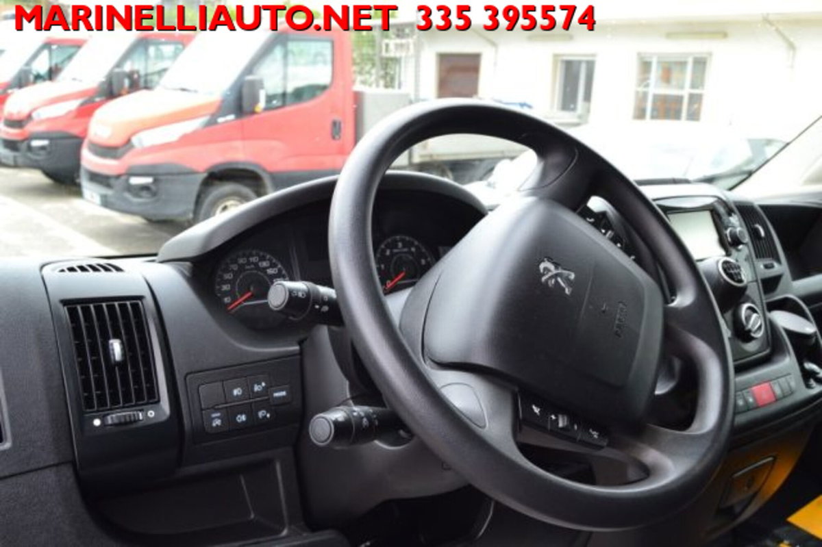 Peugeot Boxer Furgone 330 2.2 BlueHDi 120 S&S PC-TN Furgone Premium (14)