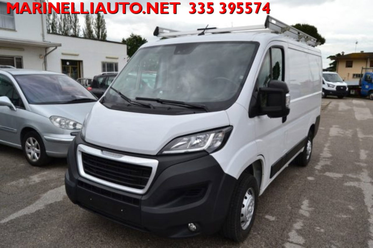 Peugeot Boxer Furgone 330 2.2 BlueHDi 120 S&S PC-TN Furgone Premium (2)