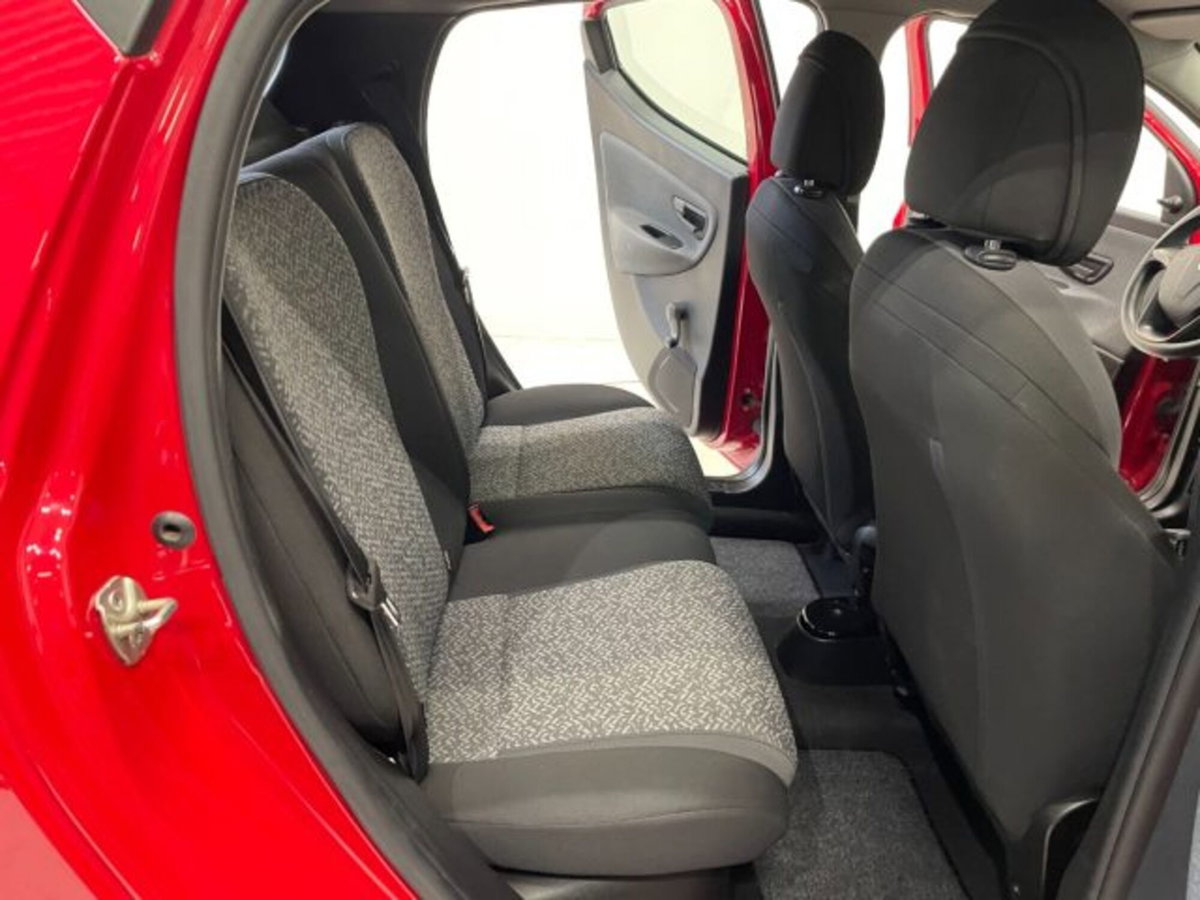Lancia Ypsilon 1.0 FireFly 5 porte S&S Hybrid Ecochic Silver (17)