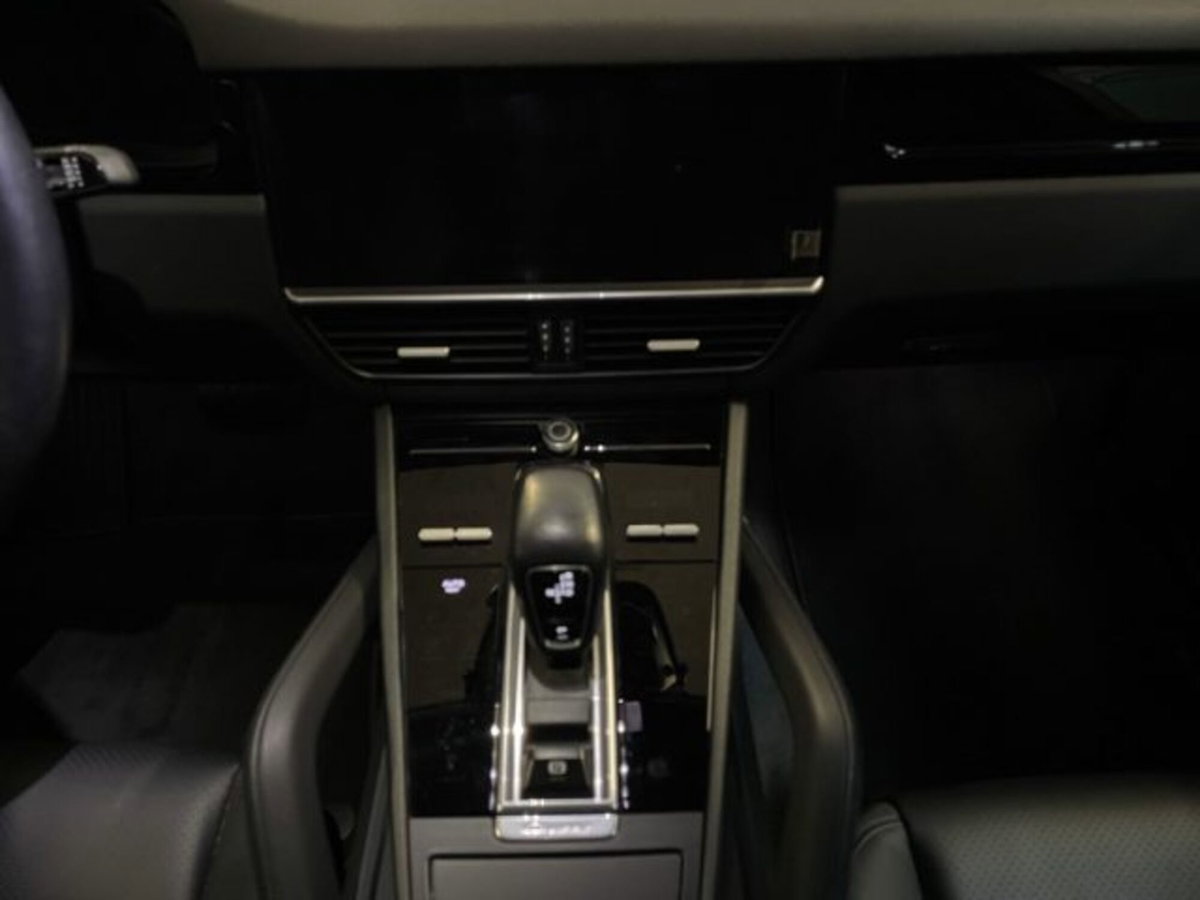 Porsche Cayenne 3.0 V6 (15)