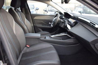 Peugeot 308 BlueHDi 130 S&S EAT8 Allure Pack (18)