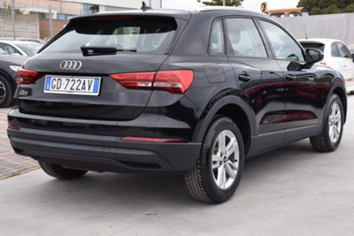Audi Q3 35 TDI quattro S tronic Business (4)