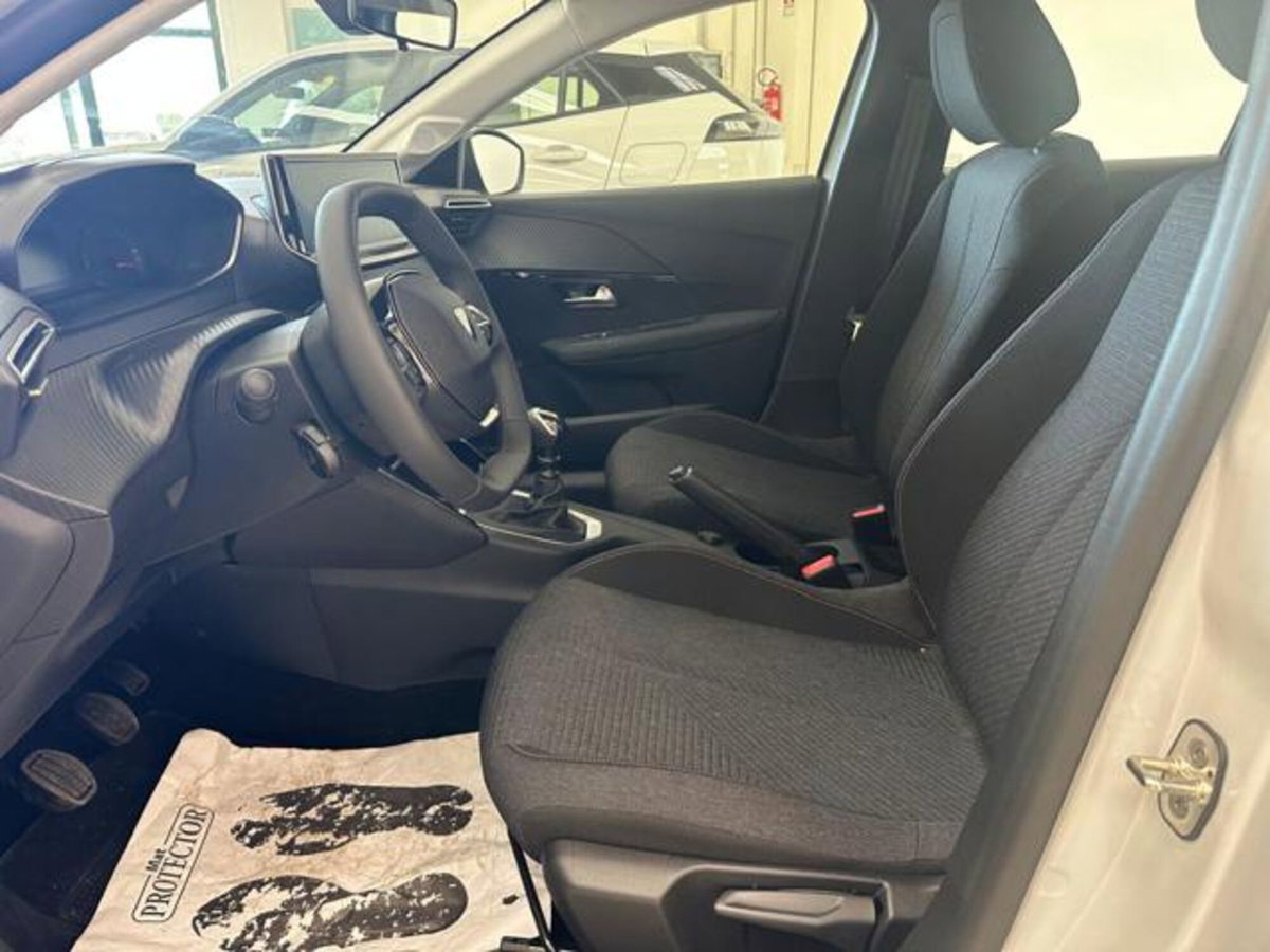 Peugeot 208 1.2 puretech Active s&s 100cv (13)