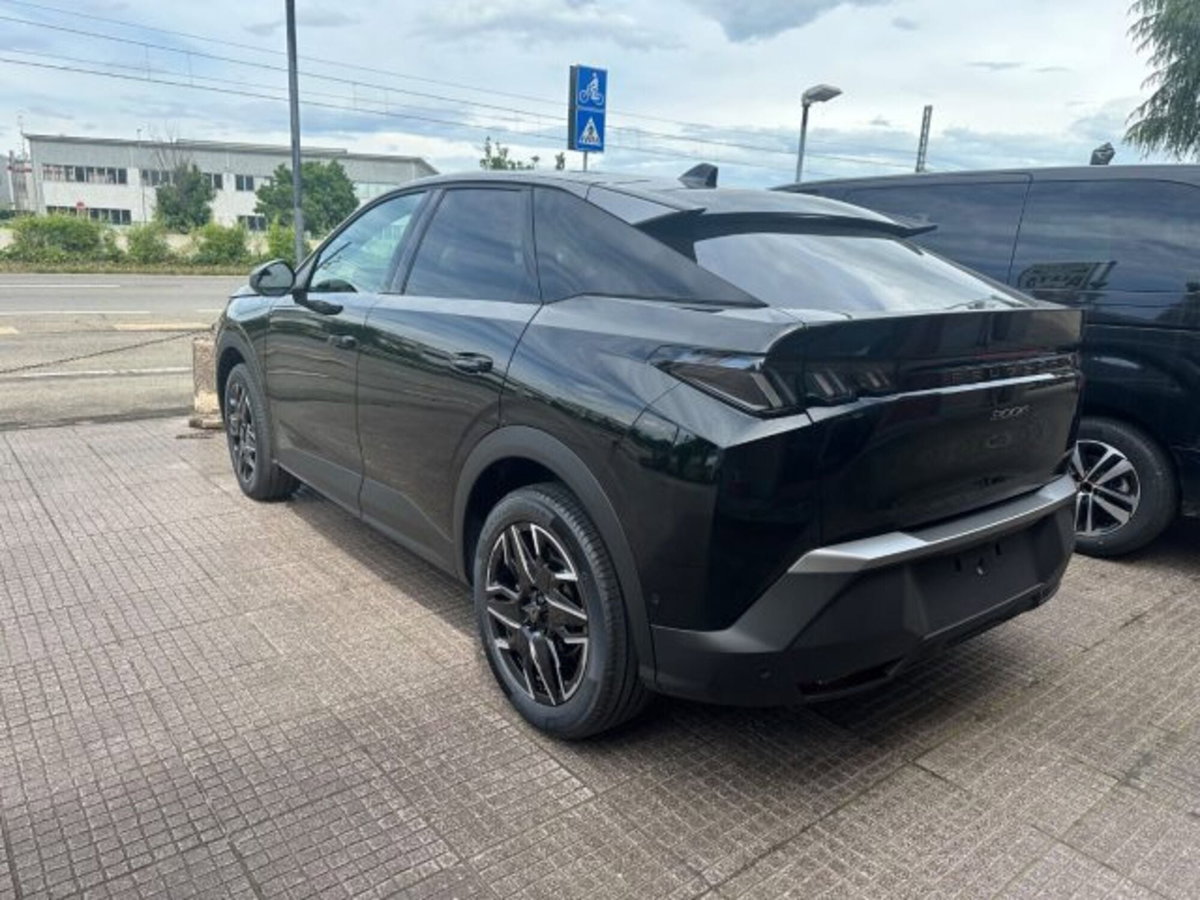 Peugeot 3008 1.2 hybrid Allure Business 145cv e-dcs6 (4)