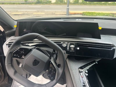 Peugeot 3008 1.2 hybrid Allure Business 145cv e-dcs6 (5)