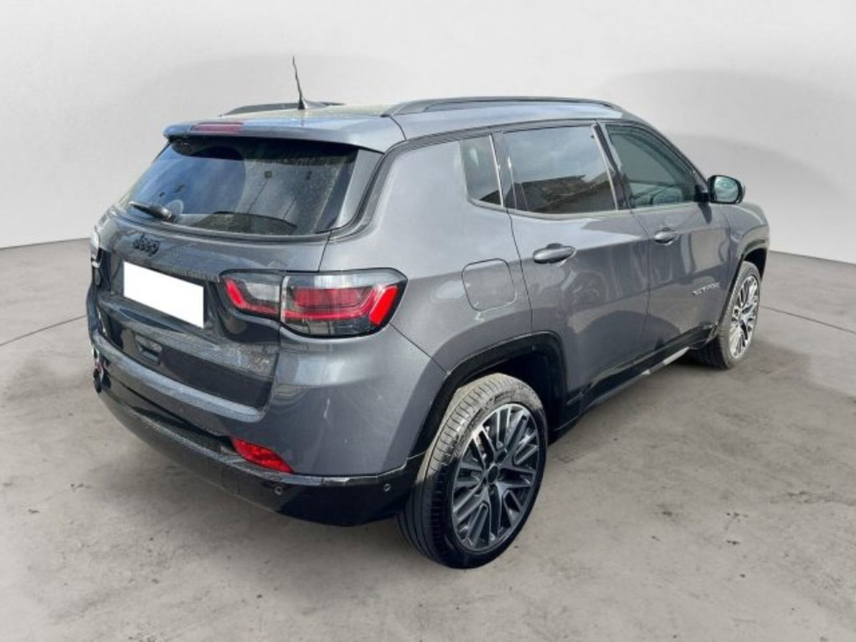 Jeep Compass 1.5 turbo t4 mhev Summit 2wd 130cv dct (3)