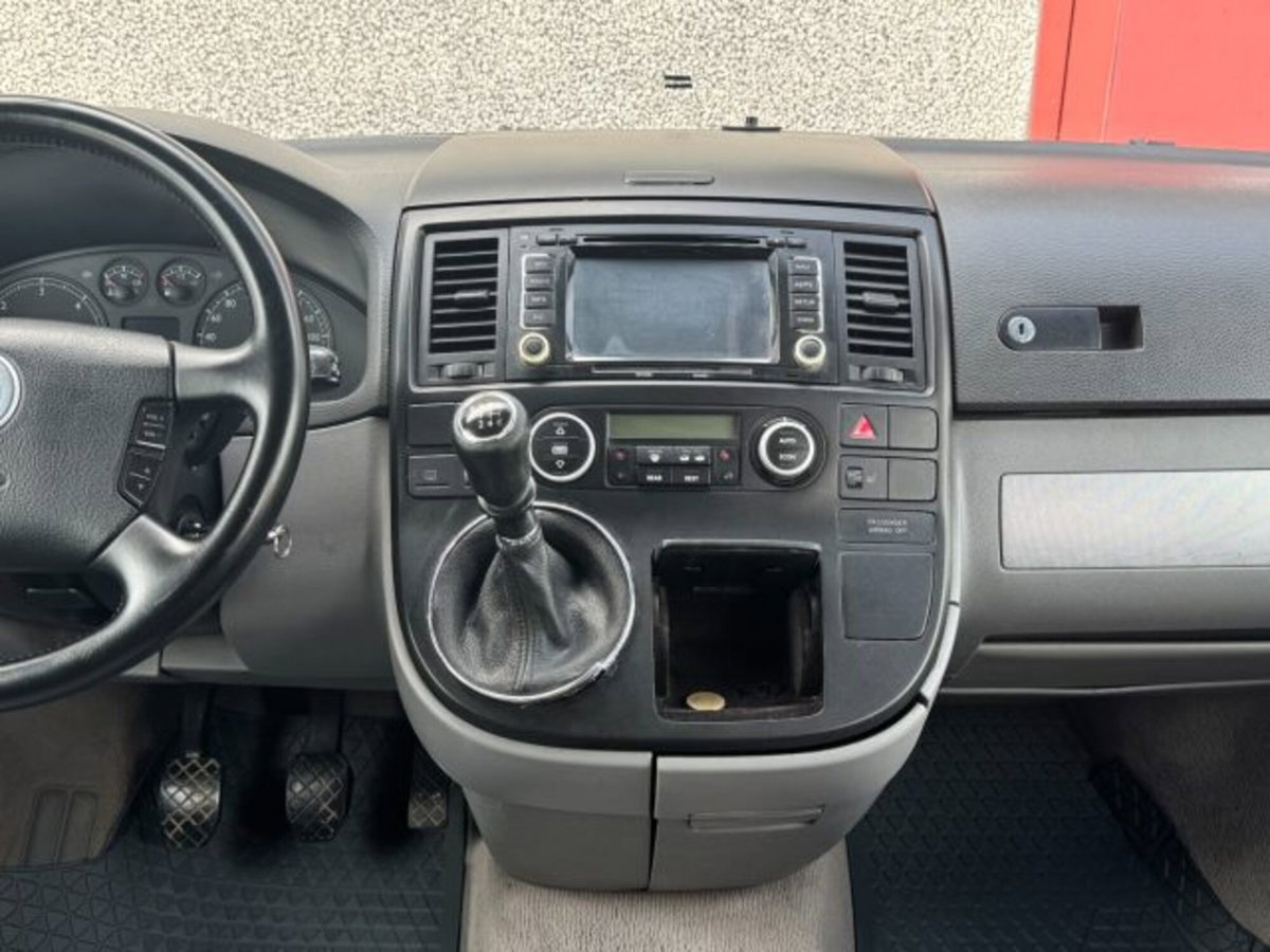Volkswagen Veicoli Commerciali Multivan 2.5 TDI/174CV Comfortline (10)