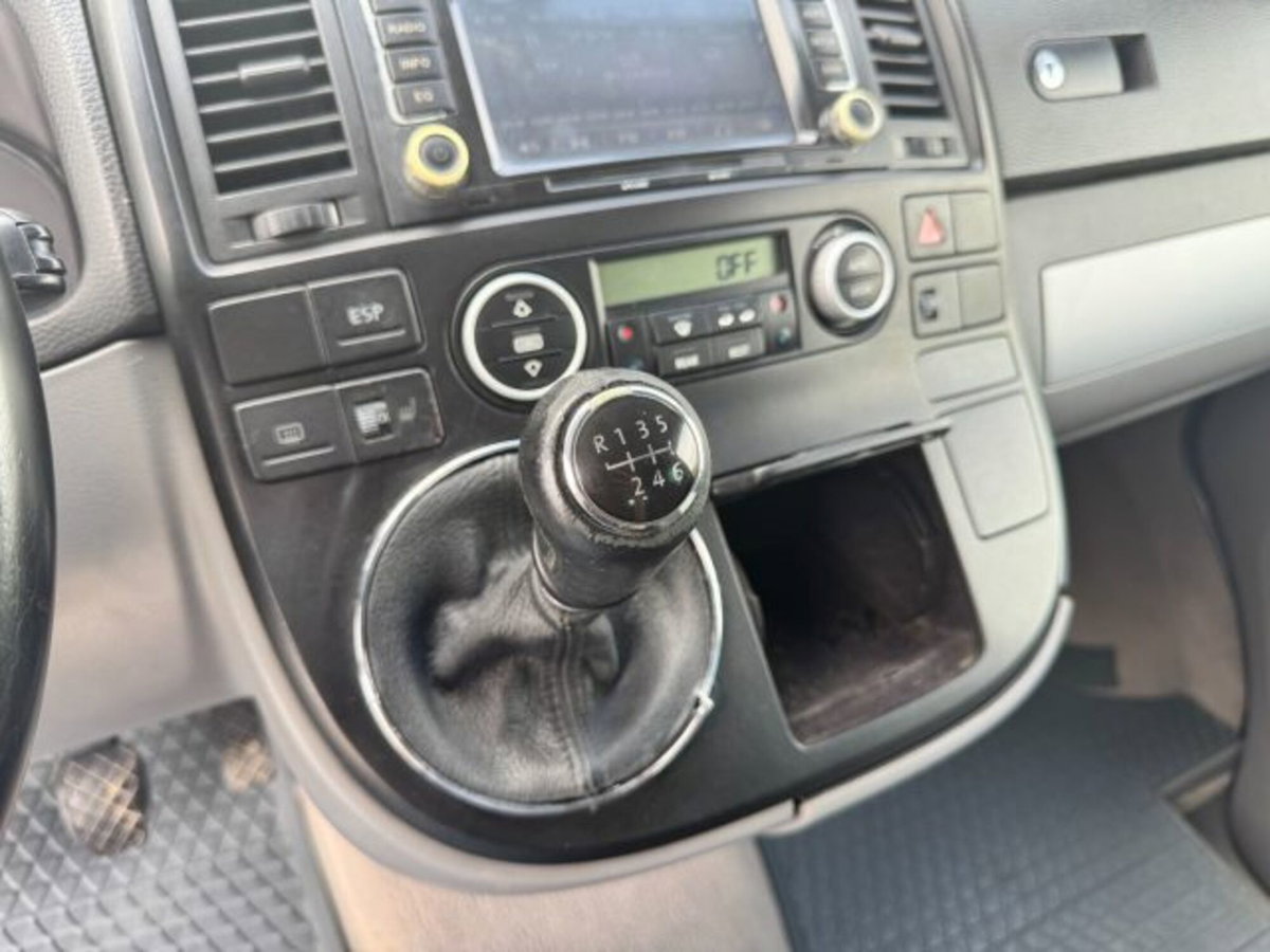 Volkswagen Veicoli Commerciali Multivan 2.5 TDI/174CV Comfortline (11)