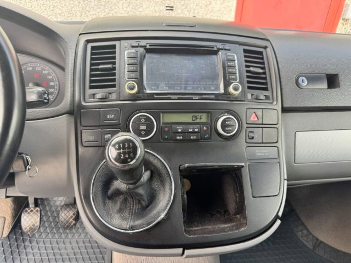 Volkswagen Veicoli Commerciali Multivan 2.5 TDI/174CV Comfortline (12)
