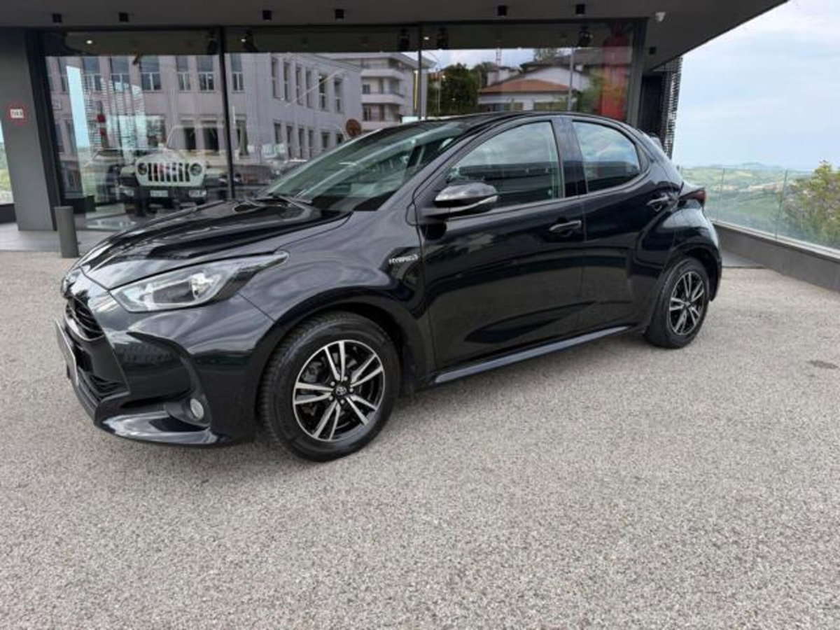 Toyota Yaris 1.5 Hybrid 5 porte Energy (5)