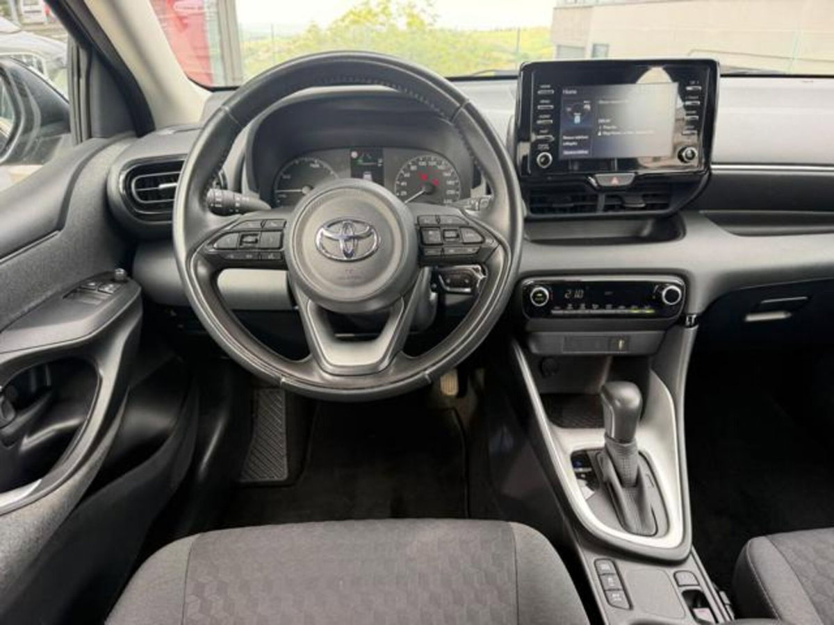 Toyota Yaris 1.5 Hybrid 5 porte Energy (6)