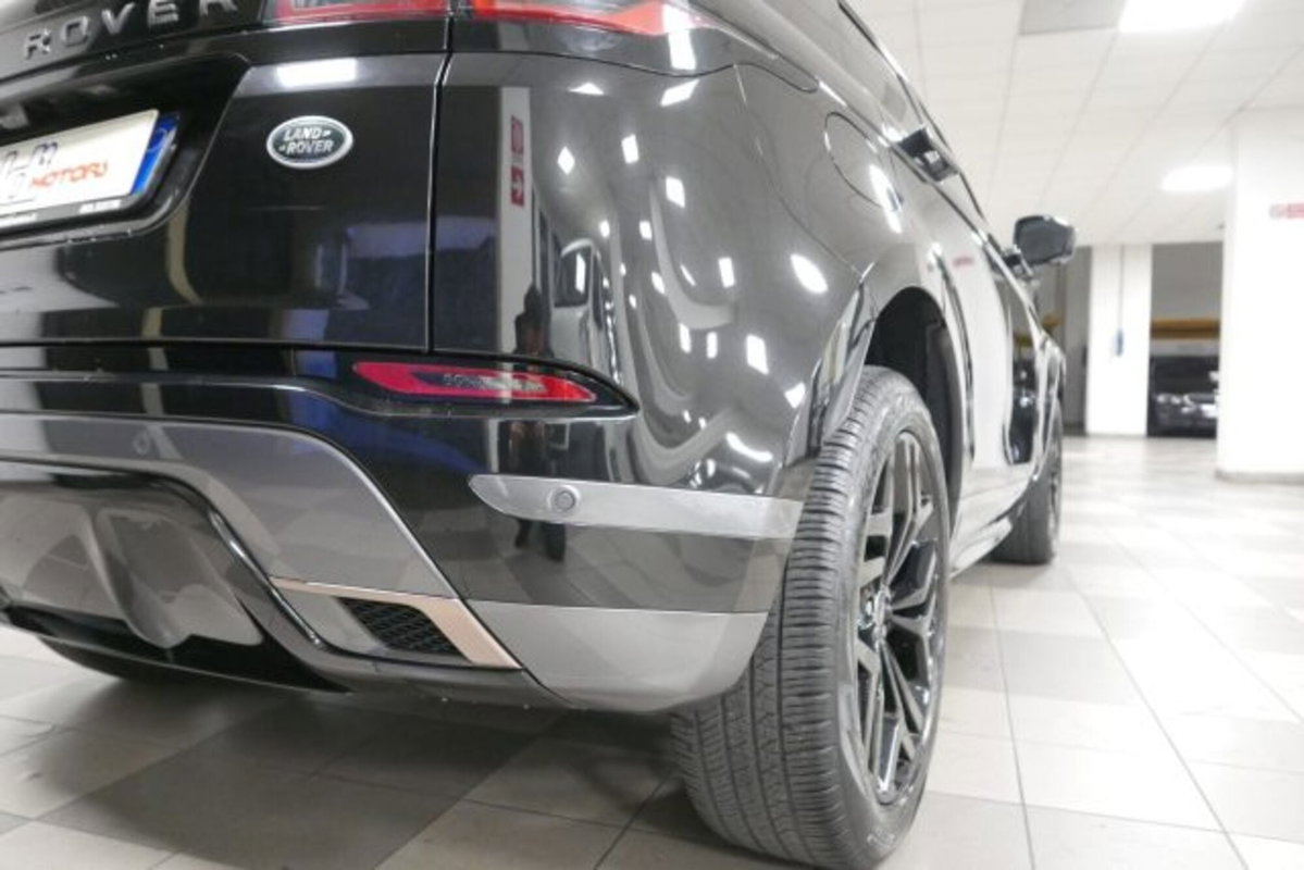 Land Rover Range Rover Evoque 2.0D I4 163 CV AWD Auto R-Dynamic (6)
