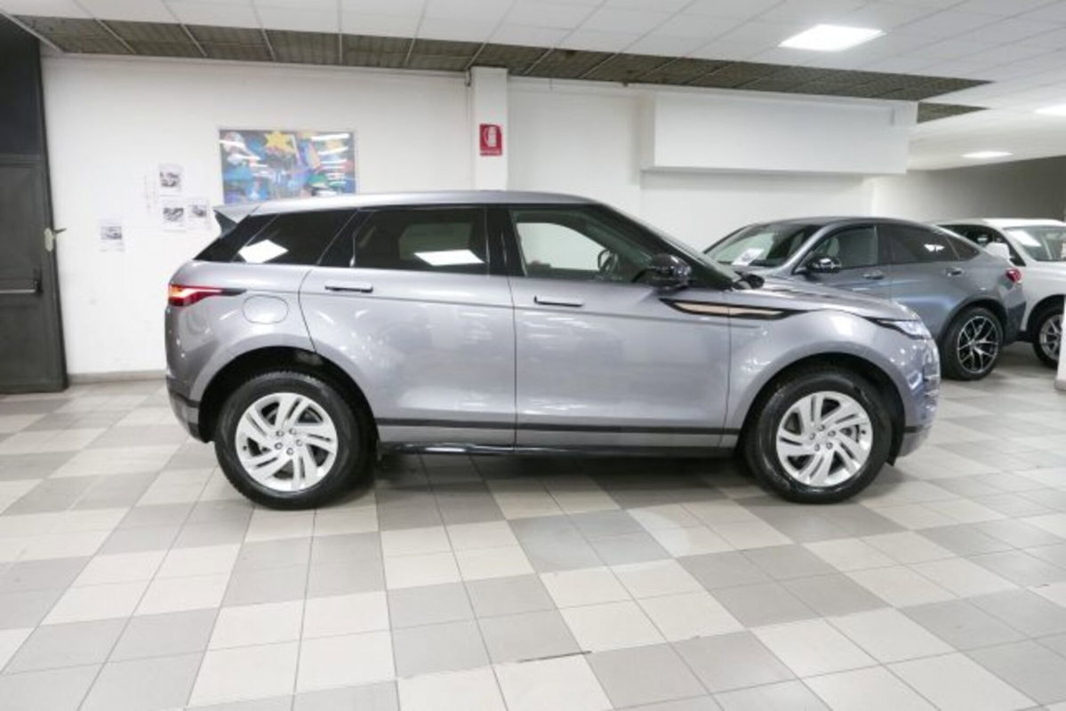 Land Rover Range Rover Evoque 2.0D I4 163 CV AWD Auto R-Dynamic (3)
