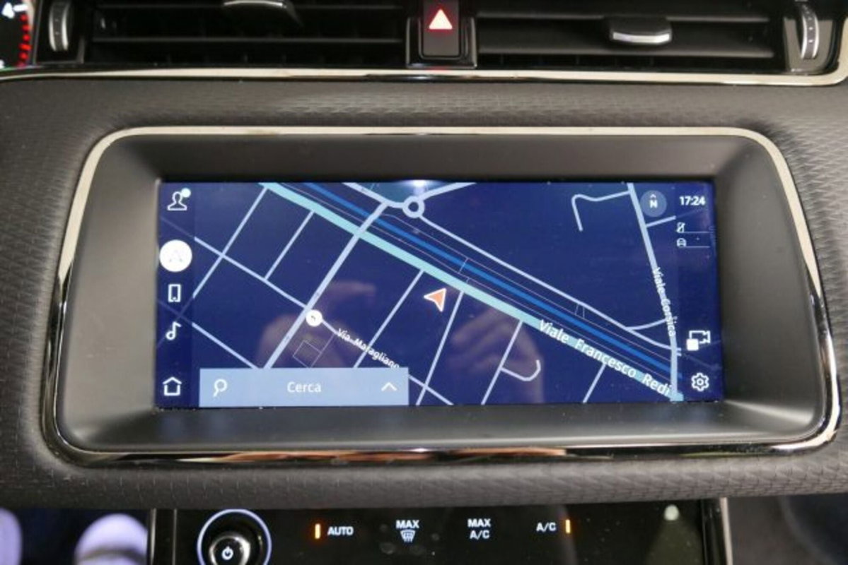 Land Rover Range Rover Evoque 2.0D I4 163 CV AWD Auto R-Dynamic (9)