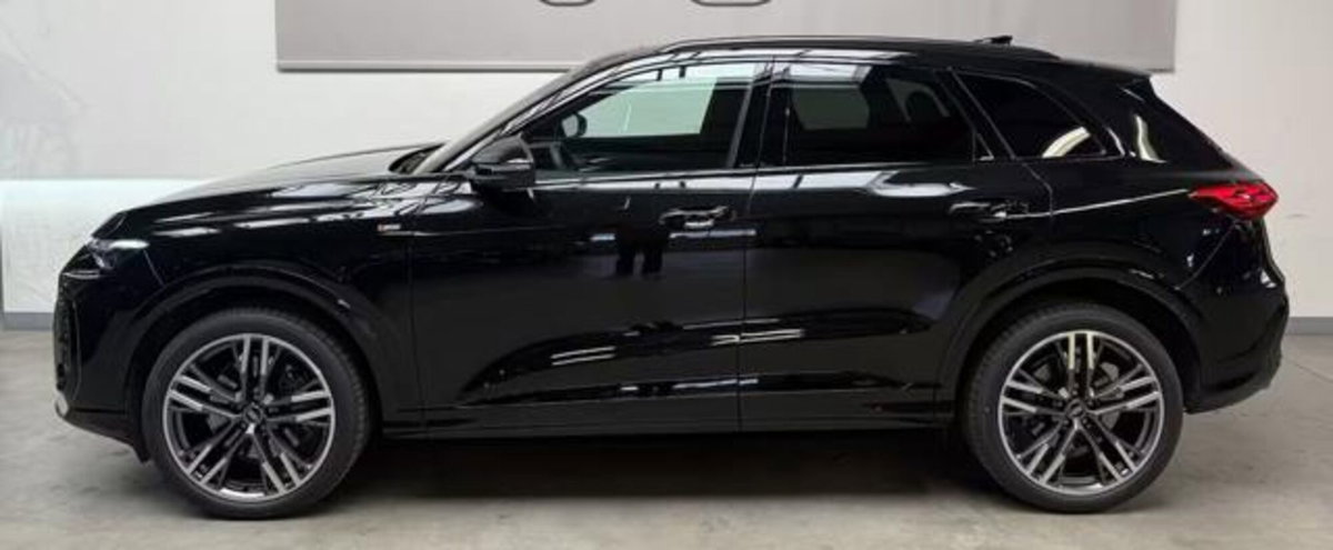 Audi Q5 40 2.0 tdi mhev 12V S line quattro s-tronic (2)