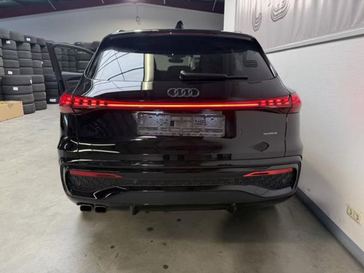 Audi Q5 40 2.0 tdi mhev 12V S line quattro s-tronic (3)