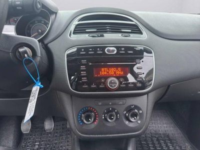 Fiat Punto 1.3 MJT II S&S 95 CV 5 porte Easy (12)