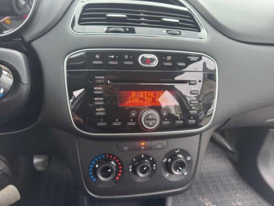 Fiat Punto 1.3 MJT II S&S 95 CV 5 porte Easy (12)