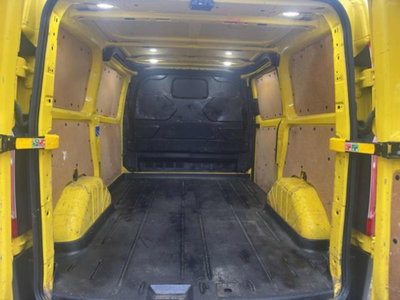 Ford Transit Custom Furgone 300 2.0 TDCi 130 PL Furgone Titanium (14)