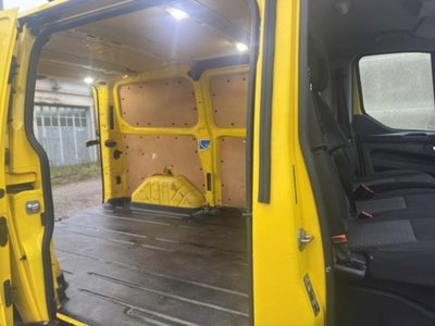 Ford Transit Custom Furgone 300 2.0 TDCi 130 PL Furgone Titanium (16)