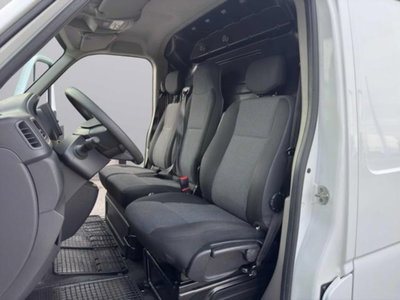 Nissan Interstar Furgone 35 2.3 dCi 135CV PL-TA Tekna Furgone (10)