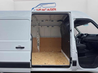 Nissan Interstar Furgone 35 2.3 dCi 135CV PL-TA Tekna Furgone (14)