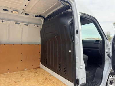 Nissan Interstar Furgone 35 2.3 dCi 135CV PL-TA Tekna Furgone (17)