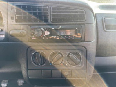 Volkswagen Golf 1.8/90 CV cat 3 porte GL (13)
