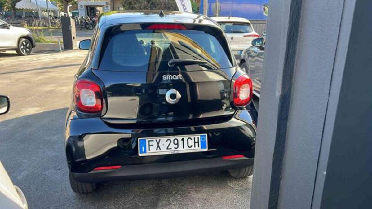 smart forfour forfour 70 1.0 Brabus Syle (4)